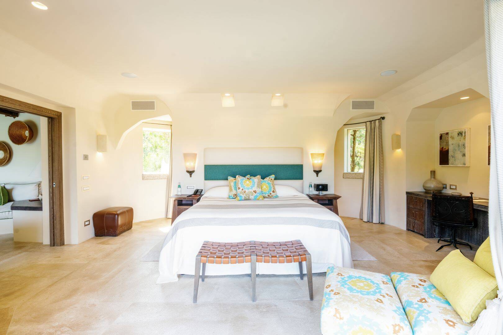 Pool Suite