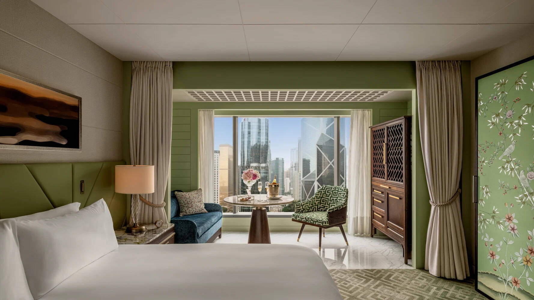 	Premier Statue Square Twin