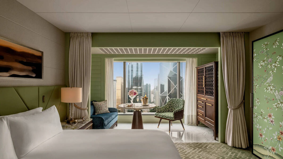 	Premier Statue Square Twin