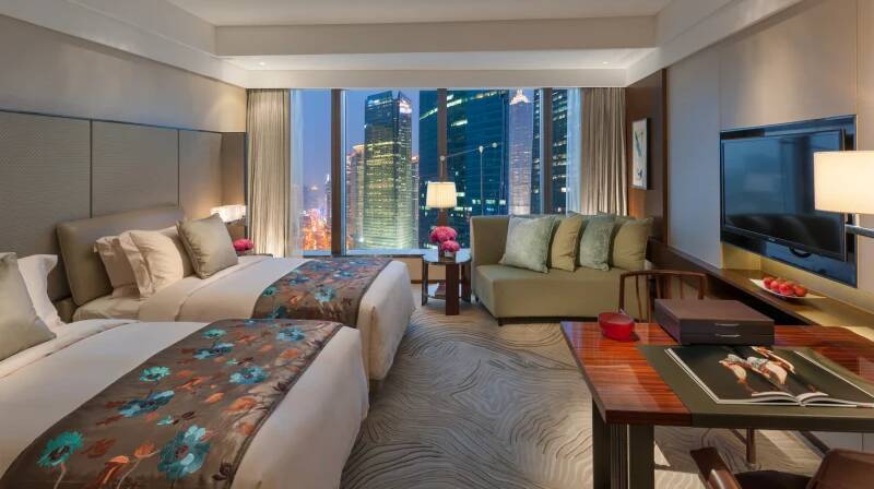 TWO BEDROOM EXECUTIVE SUITE