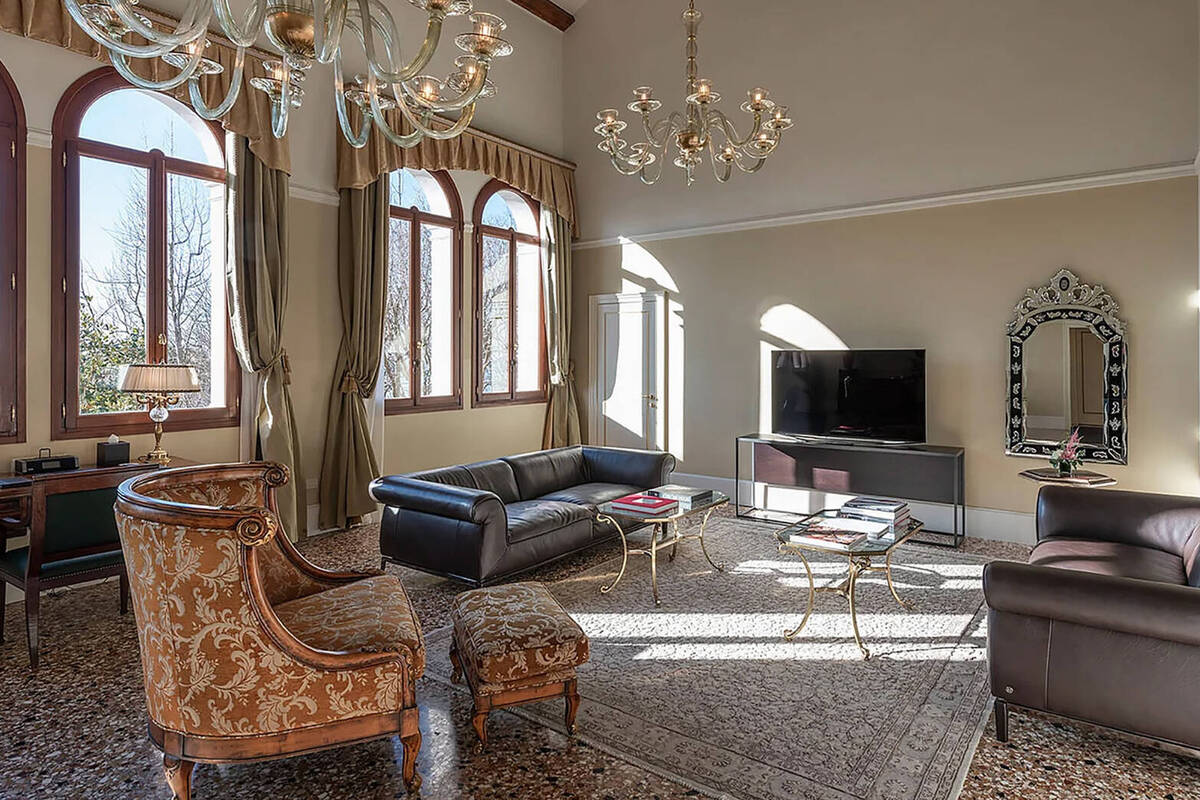 TINTORETTO ONE BEDROOM PRESIDENTIAL SUITE