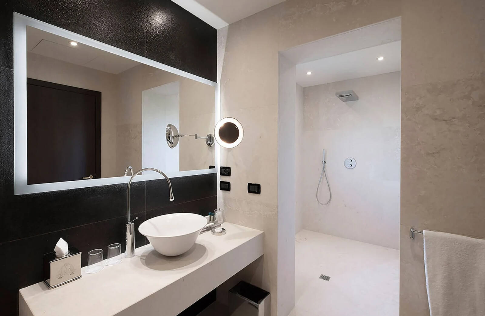 VILLA GIARDINI TWO BEDROOM