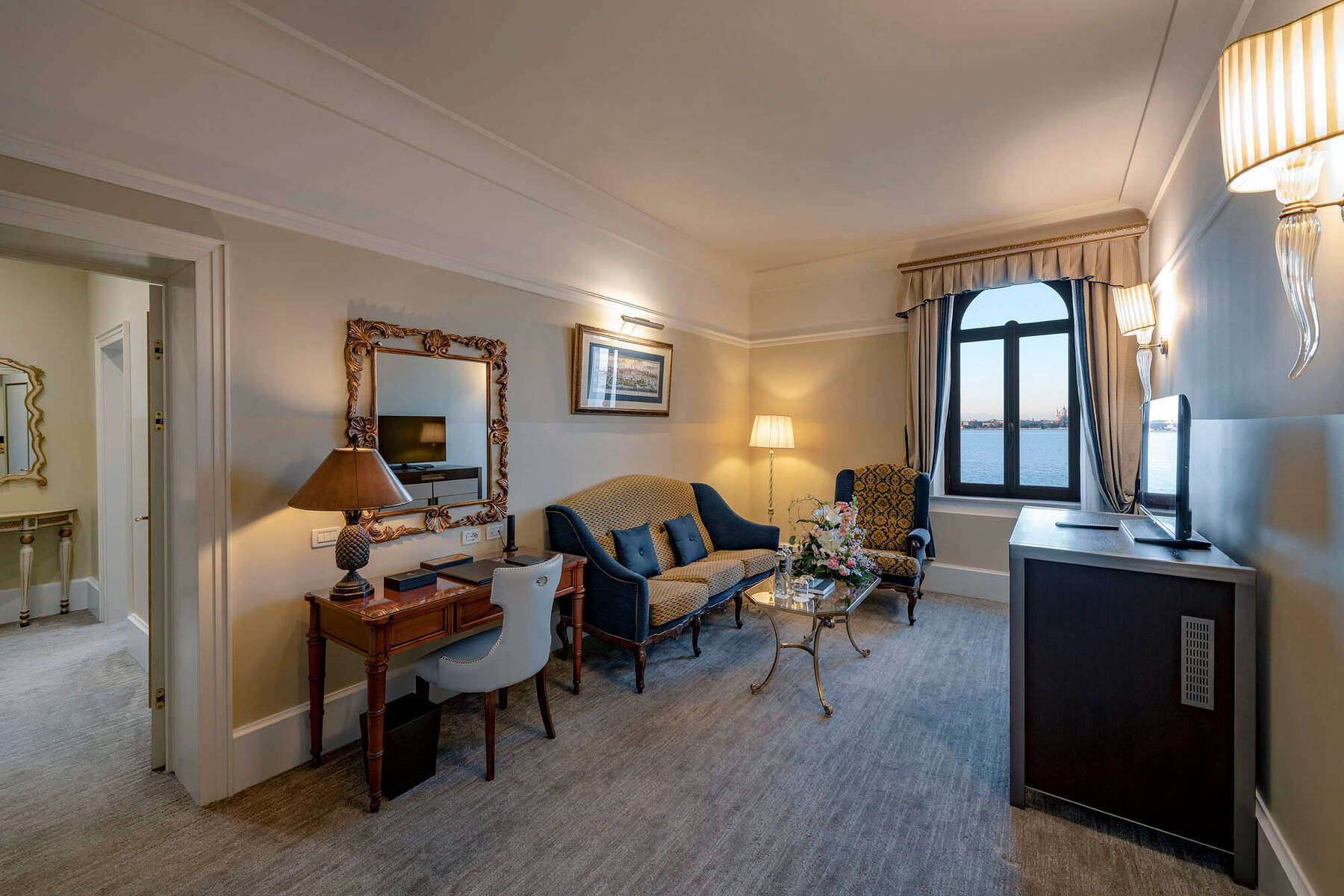 LAGOON RESIDENCE THREE BEDROOM (FIRST FLOOR)