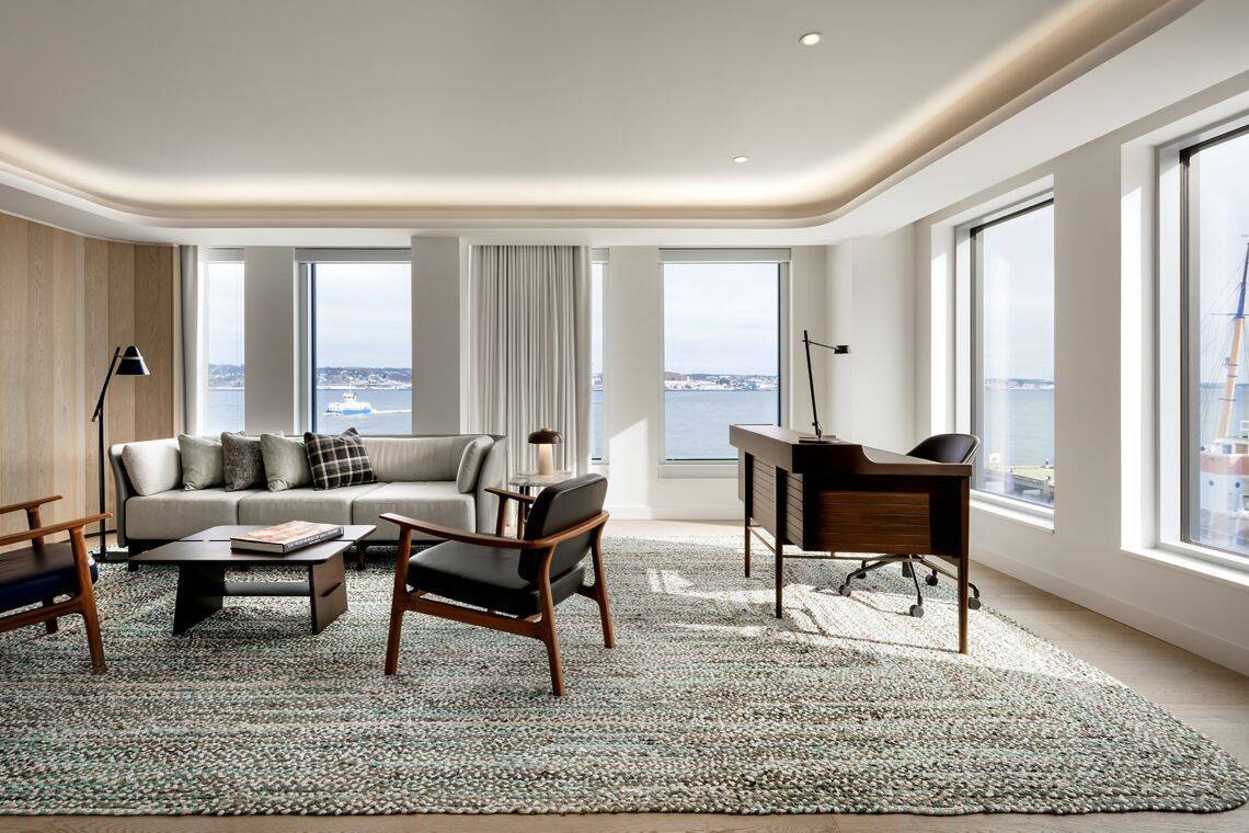 Executive Thrumcap Suite, Water View