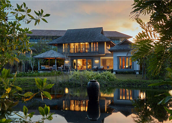 Two Bedroom Lagoon Pool Villa