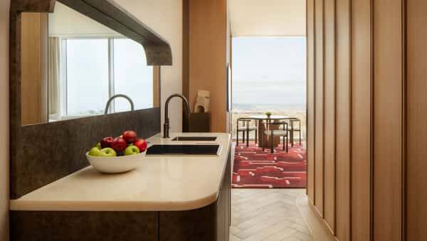 GRAND SKY GARDEN ROOM