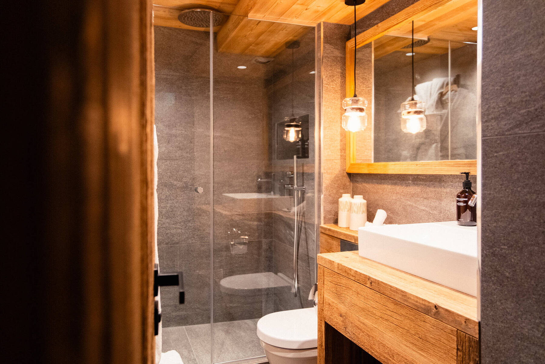 Donatien Chalet Five Bedrooms