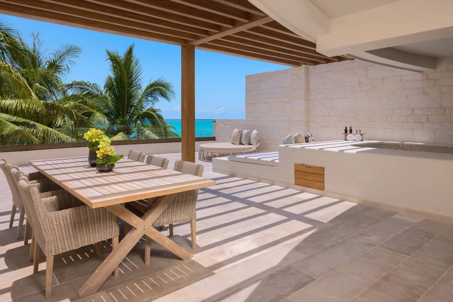 PRESIDENTIAL SUITE