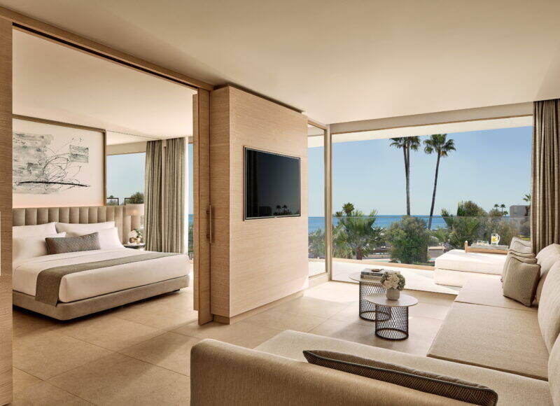 ONE BEDROOM SUITE SEA VIEW 