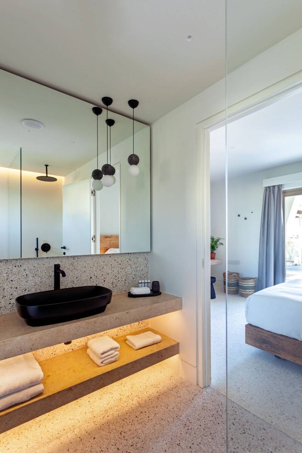 HARMONIA BUNGALOW WITH HOT TUB