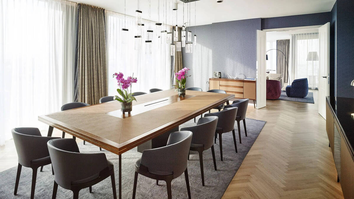  Penthouse Suite 