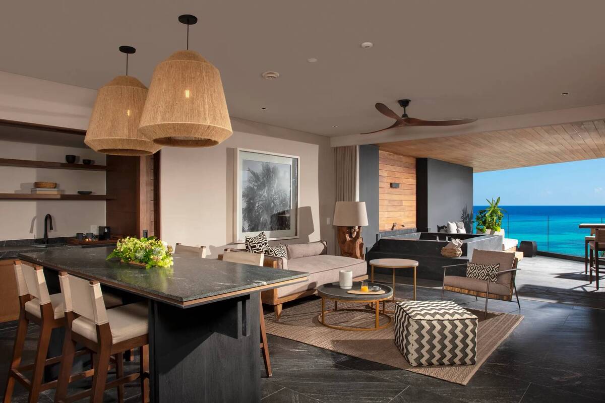 MASTER SUITE OCEAN VIEW