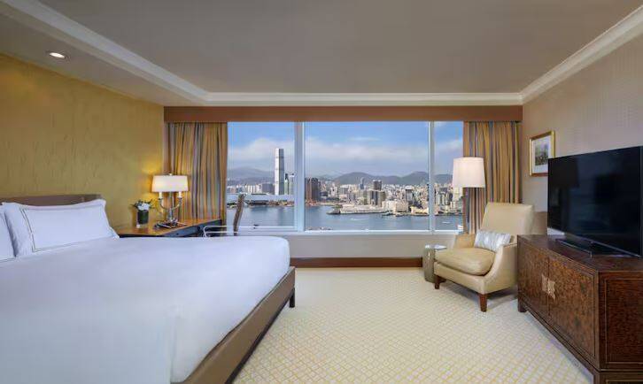 KING EXECUTIVE PREMIUM HARBOUR VIEW ROOM
