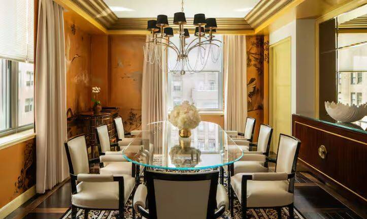 MANHATTAN SUITE HEARING ACCESSIBLE