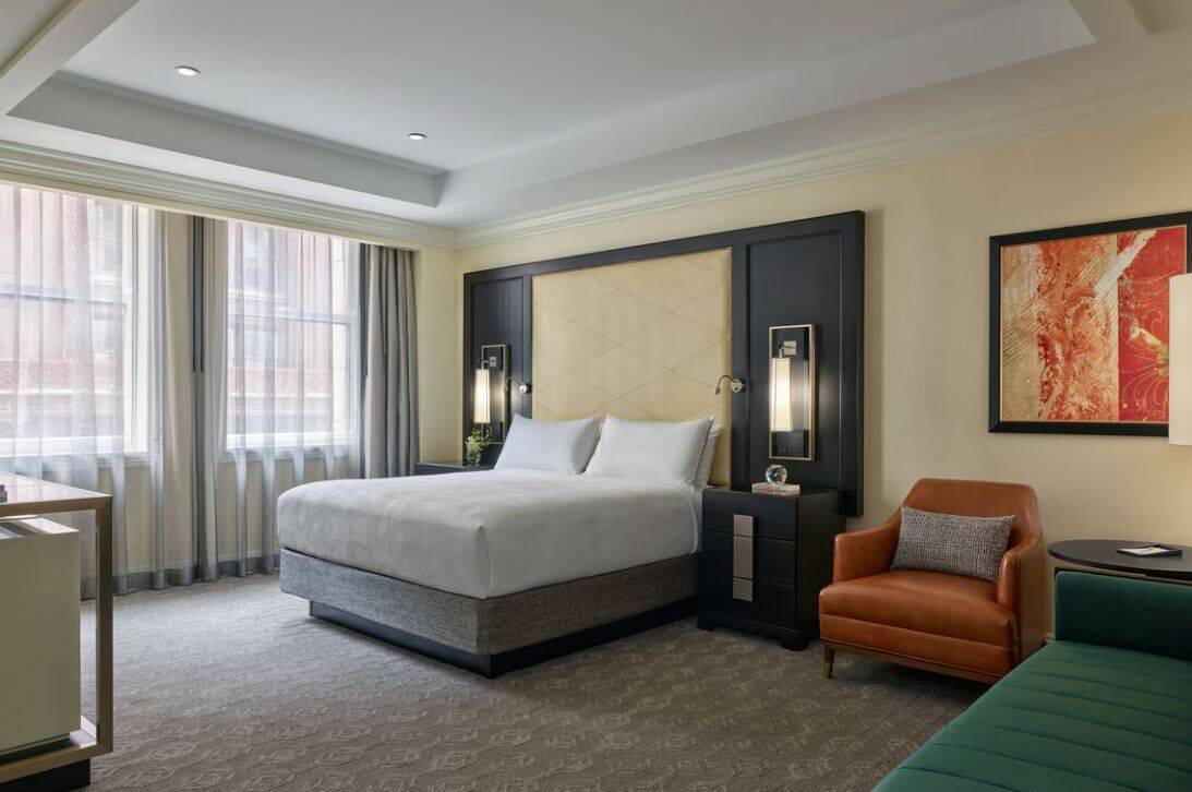 LINCOLN SUITE