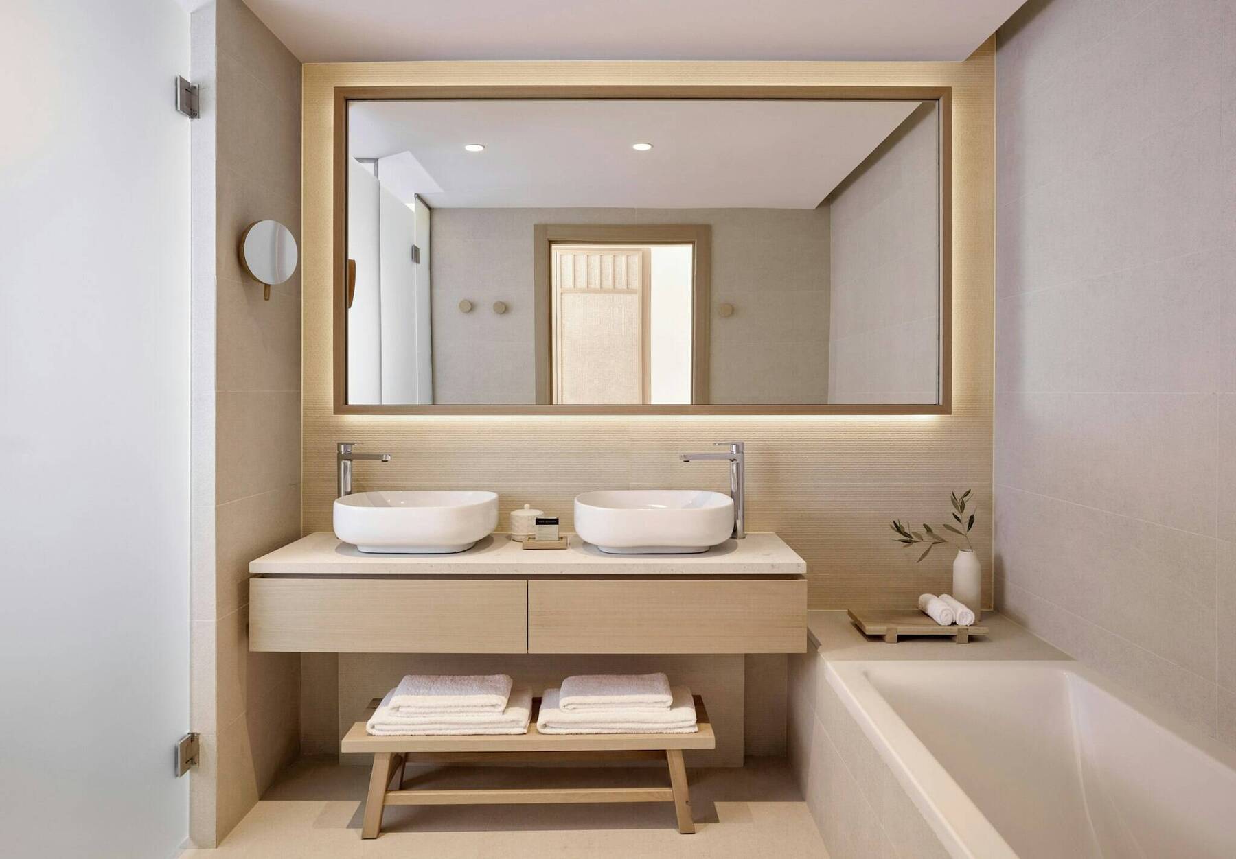 Superior Double Room Private Garden