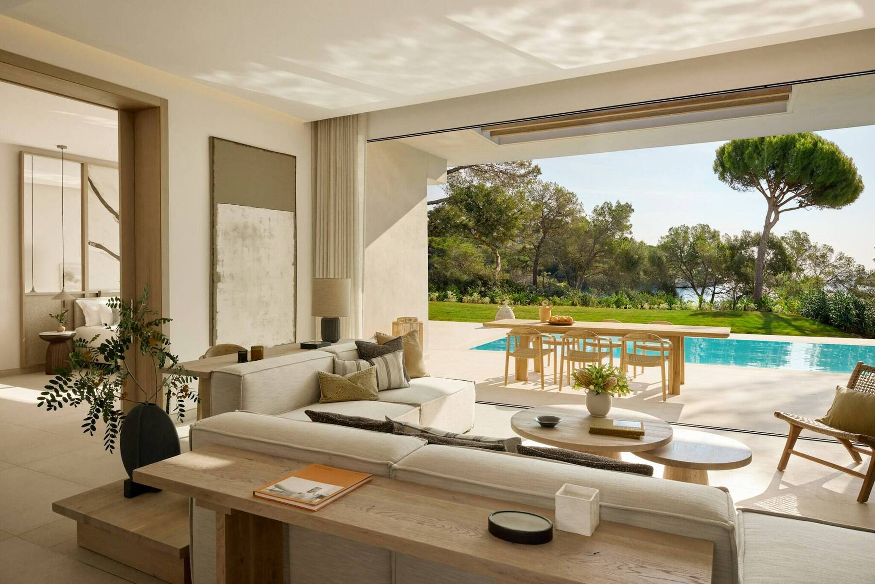 Deluxe Three Bedroom Residence Private Pool Front Coastal View