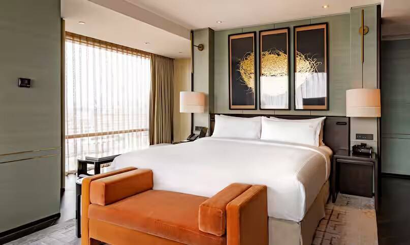 Jingshan Park View Premier Family Suite