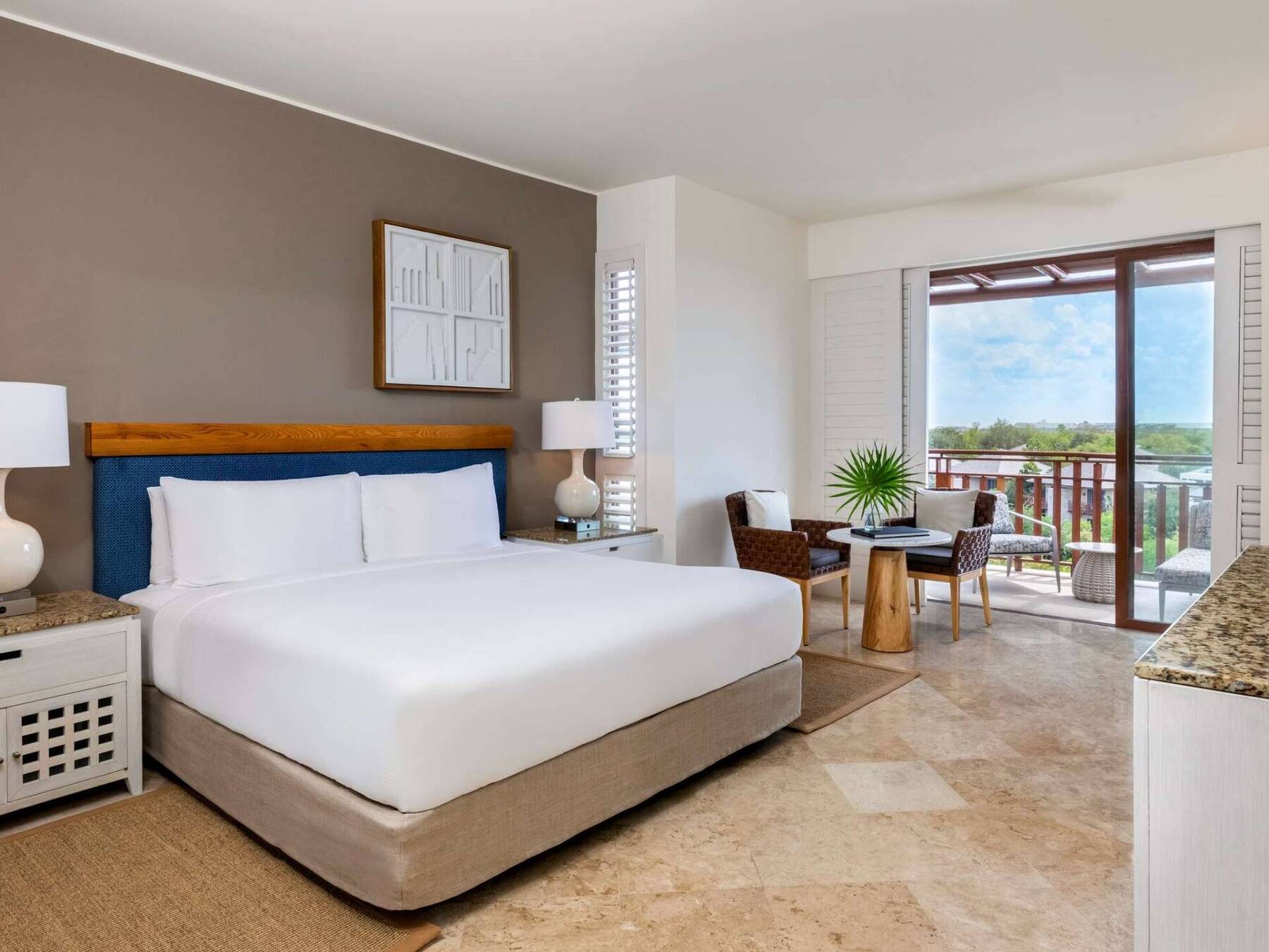 FAIRMONT VIEW KING