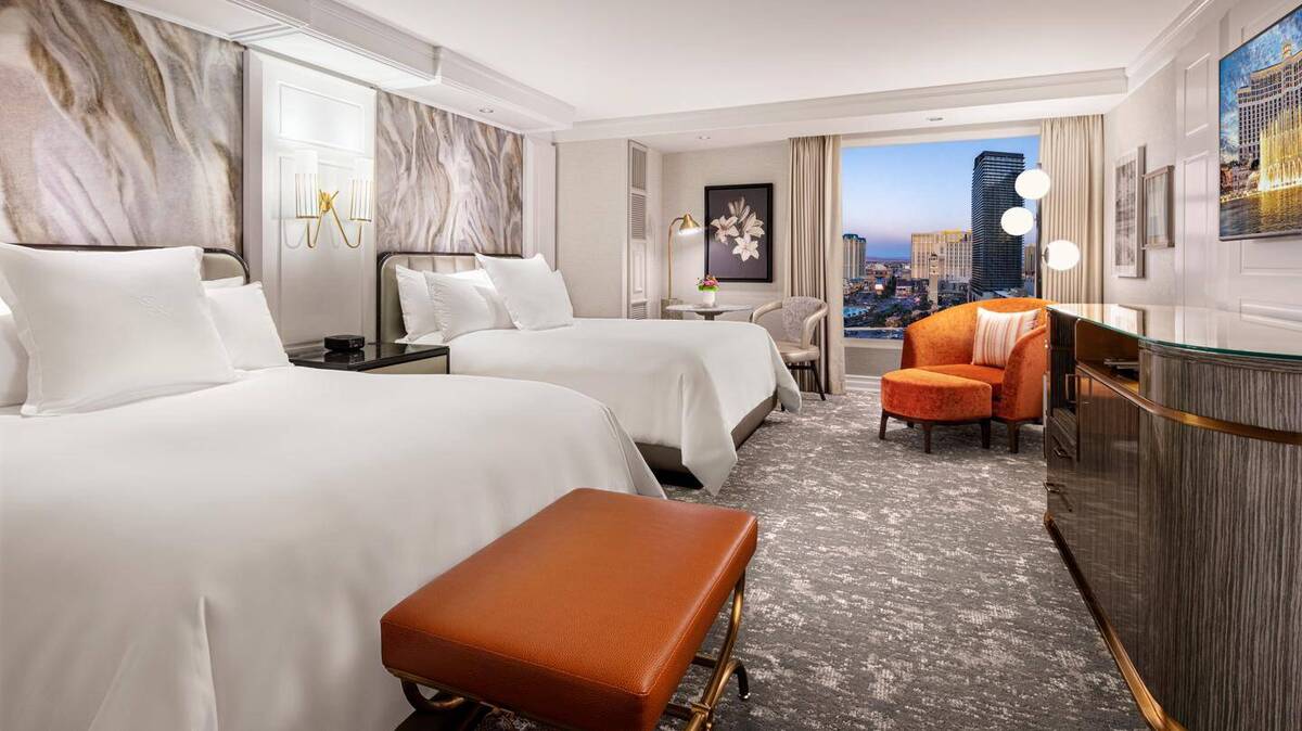 ACCESSIBLE PREMIER TWO QUEEN ROOM