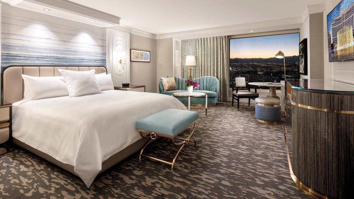 PREMIER KING ROOM