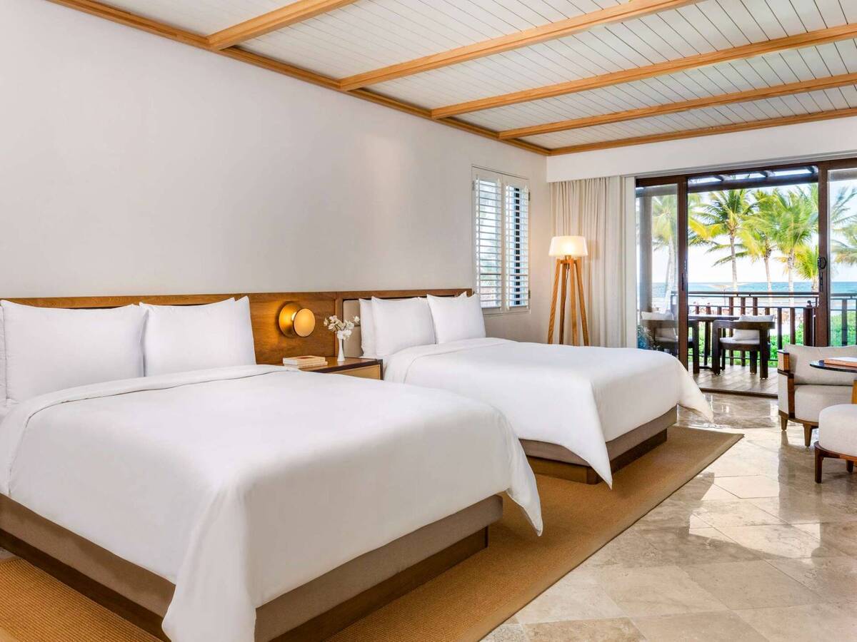 BEACH FRONT CASITA TWO QUEEN