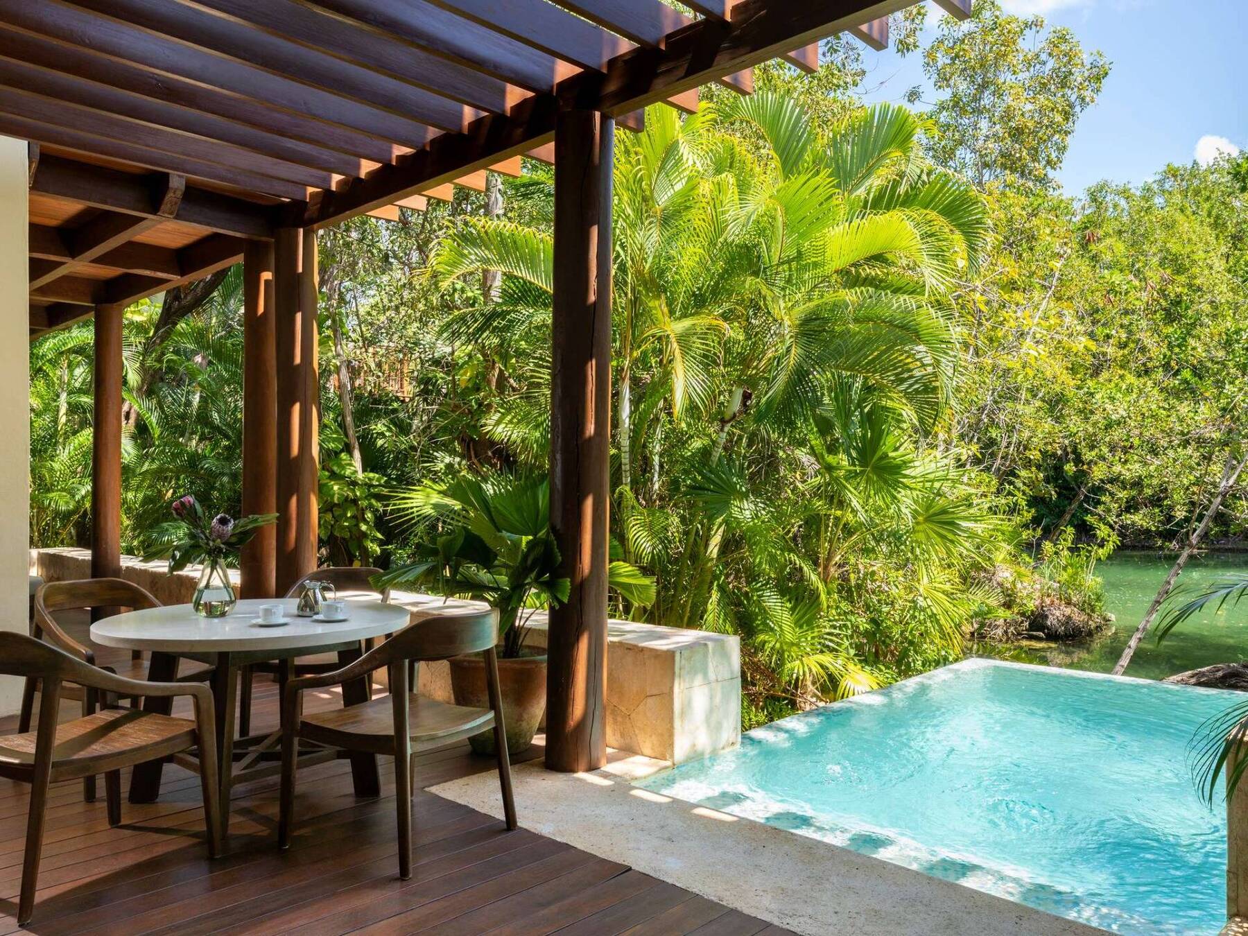 CORAL SUITE KING