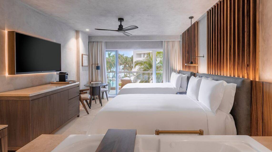 DELUXE TWO DOUBLE OCEAN VIEW 