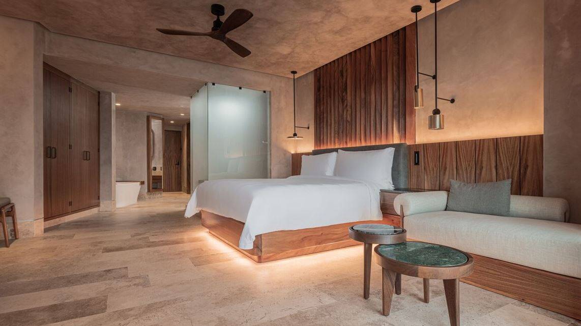 JUNIOR SUITE OCEAN VIEW BALCONY