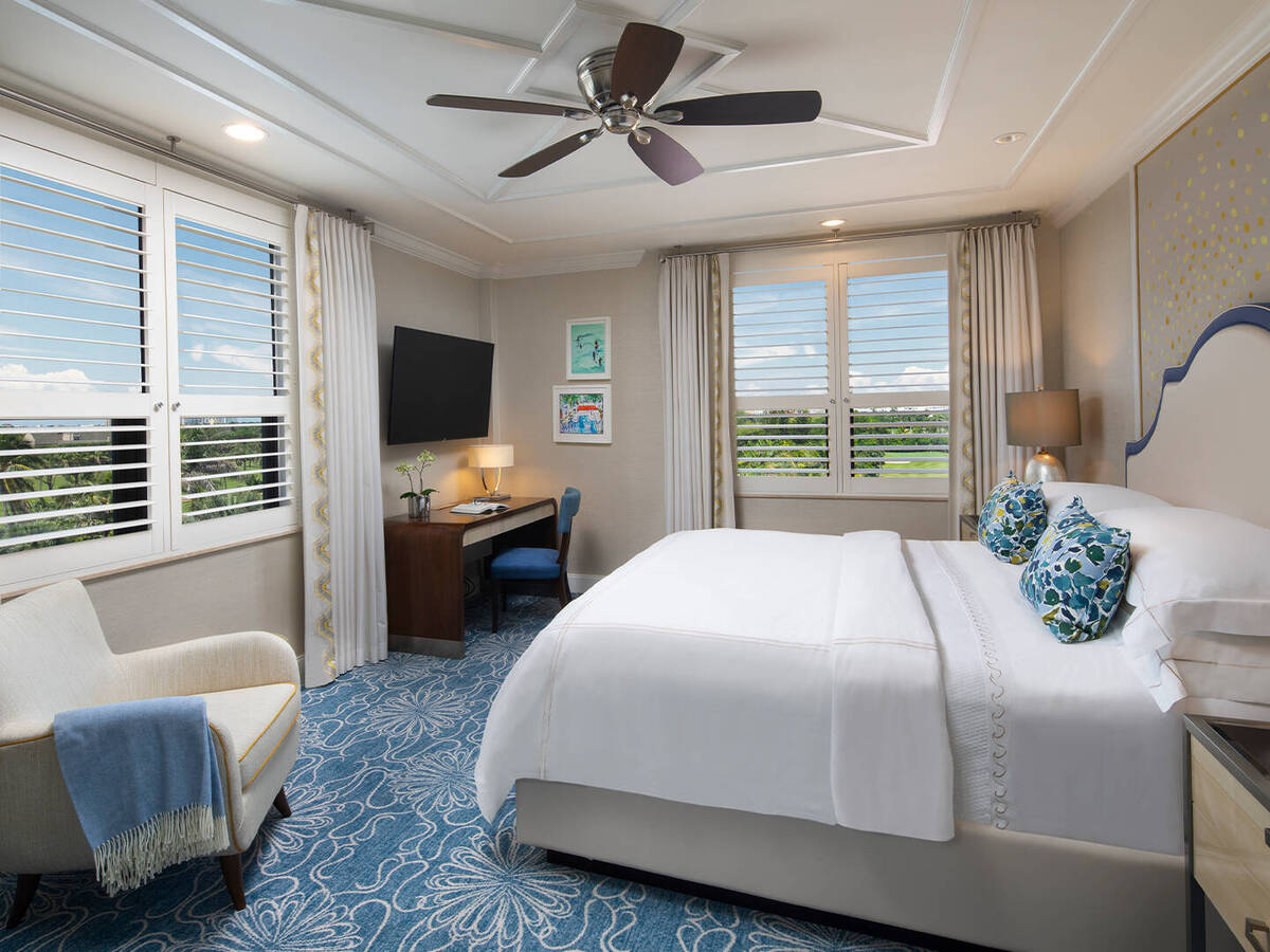Deluxe Suite 