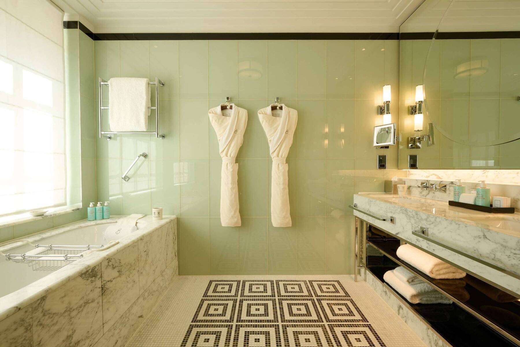 Mayfair Suite