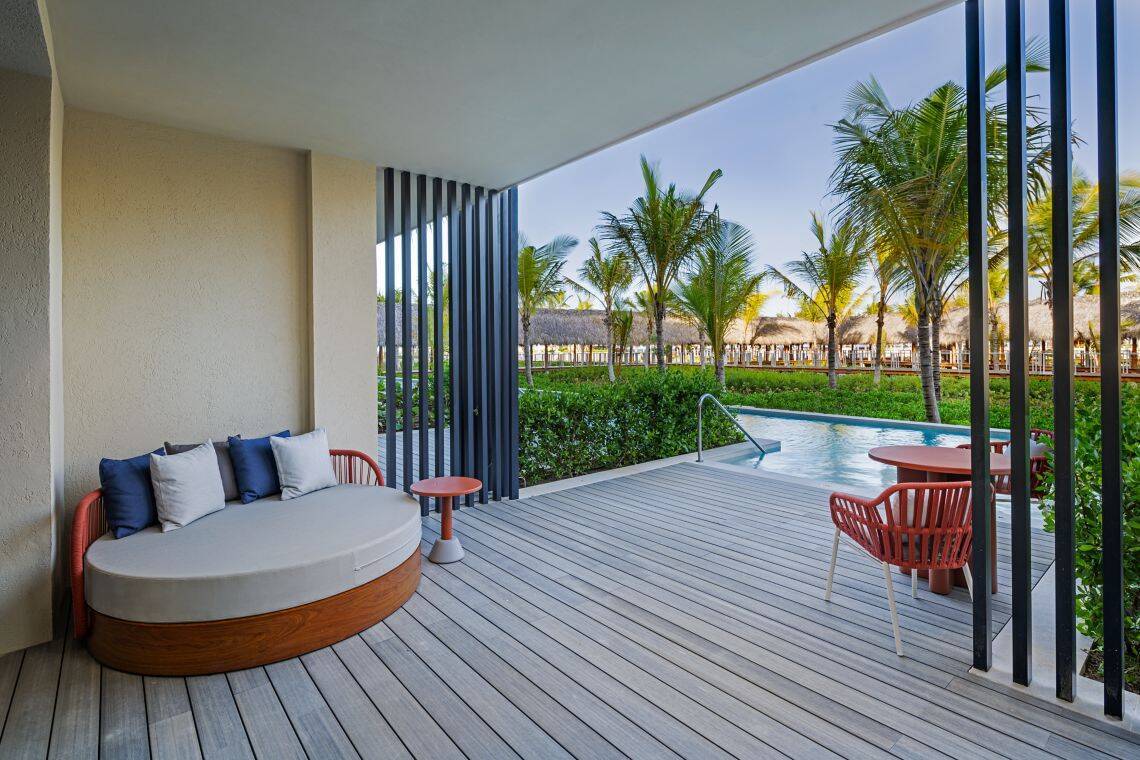 W TWO KING SUITE, SWIM-UP