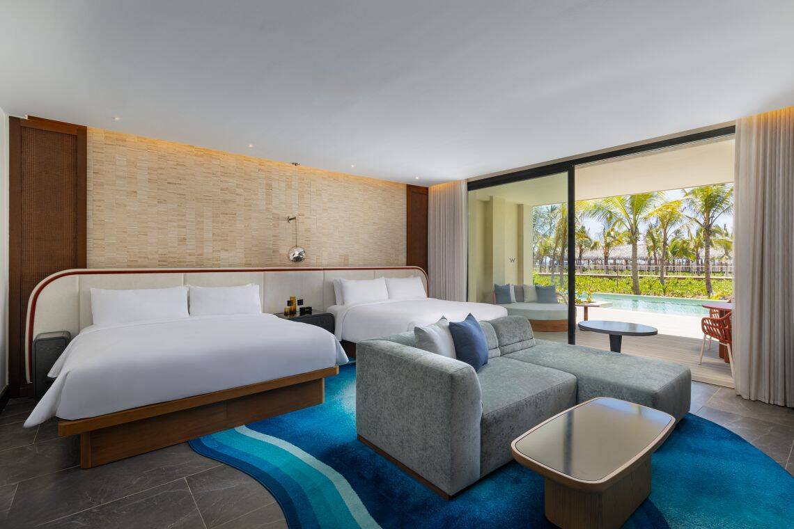 W TWO KING SUITE, SWIM-UP