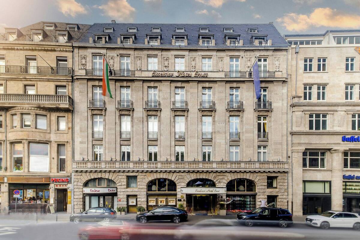 Excelsior Hotel Ernst