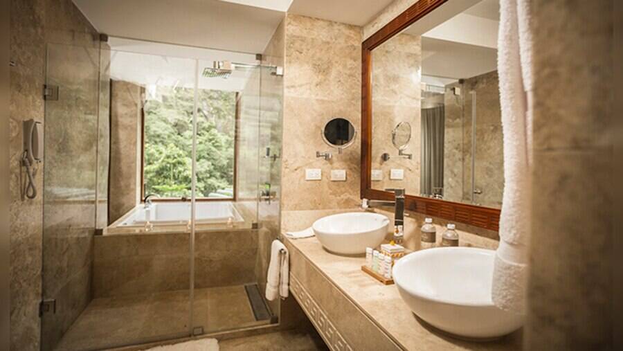 Junior Suite Deluxe River View
