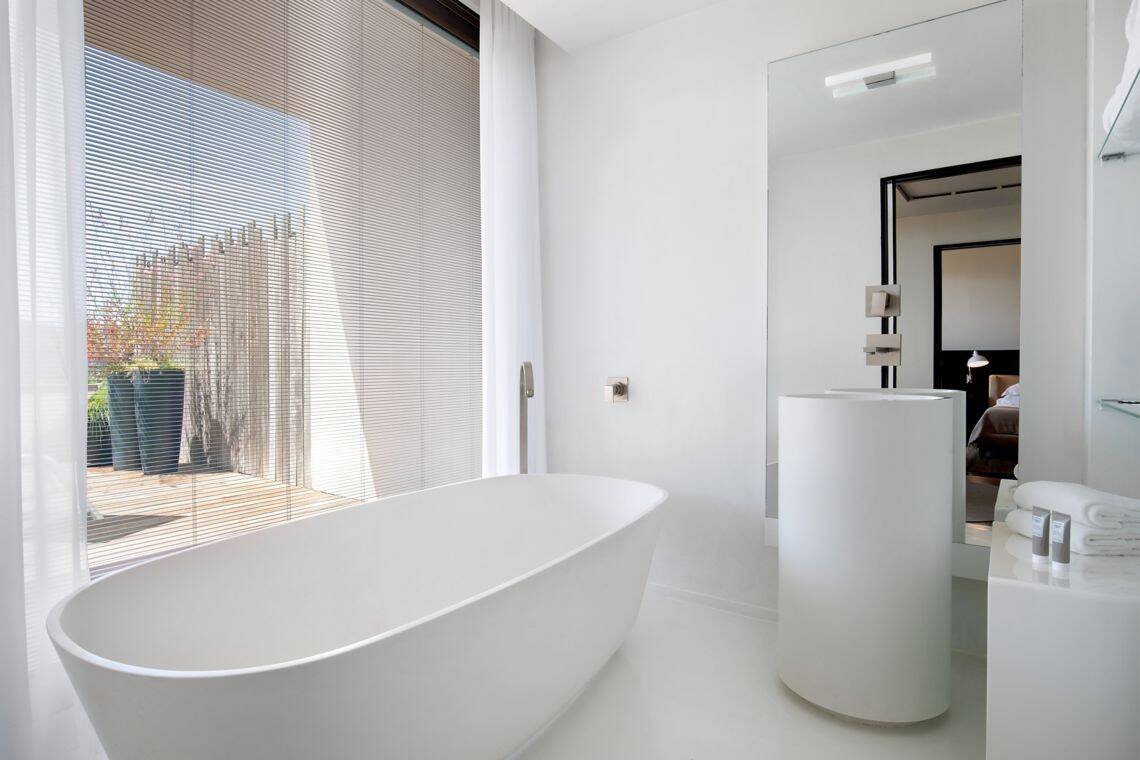 Classic Smaller Suite