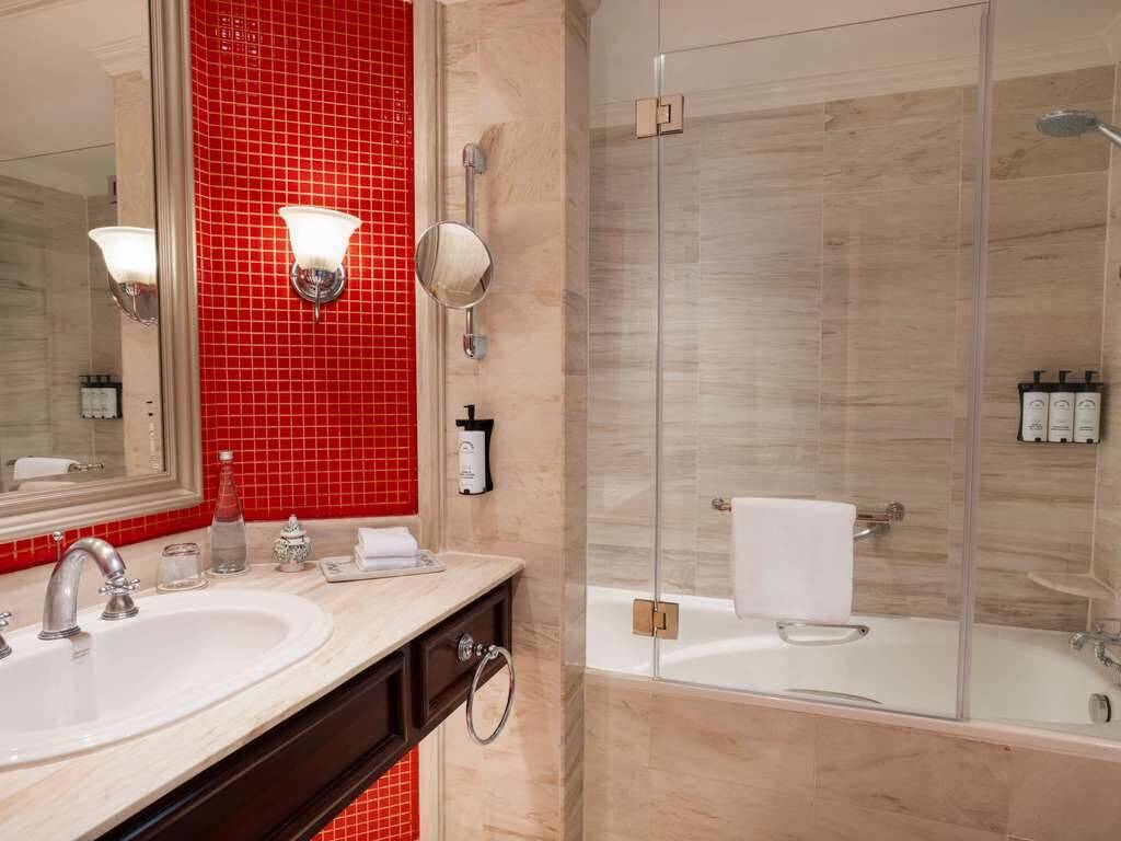 Opera Wing - Premium Twin Room