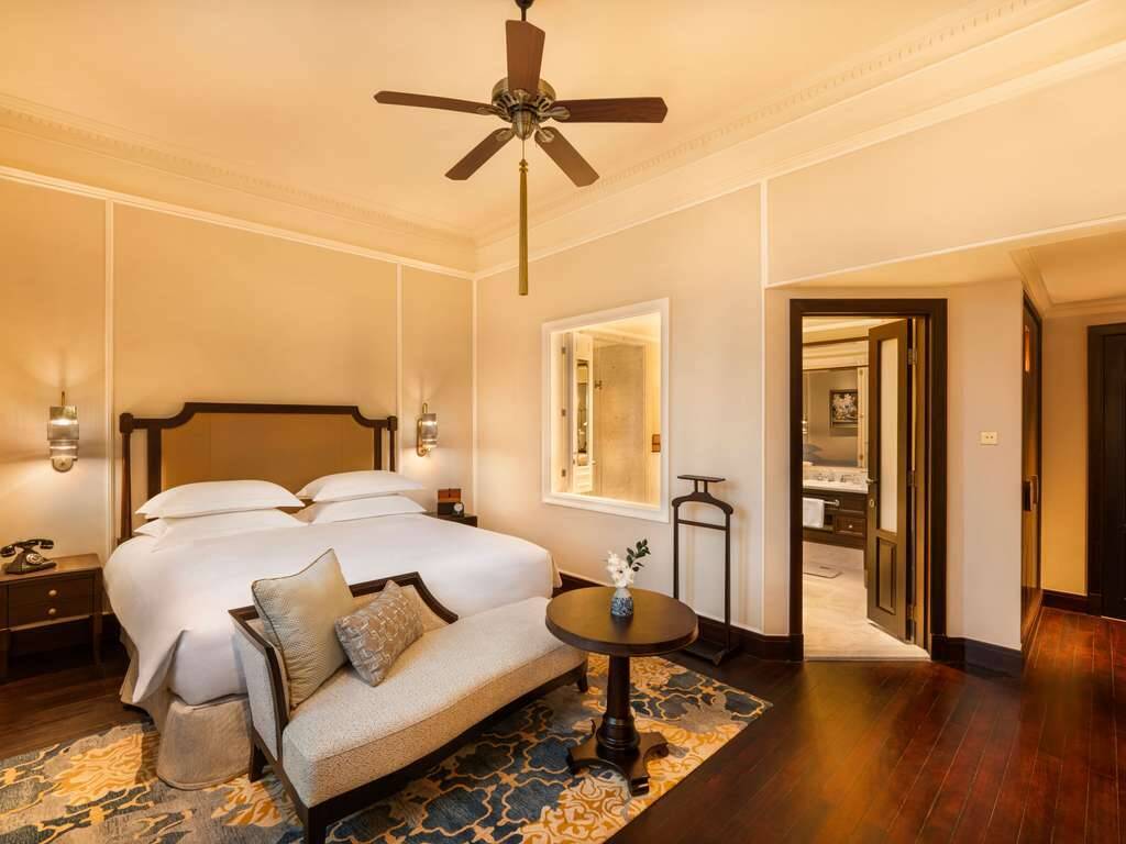 Historical Wing - Grand Luxury Queen Room