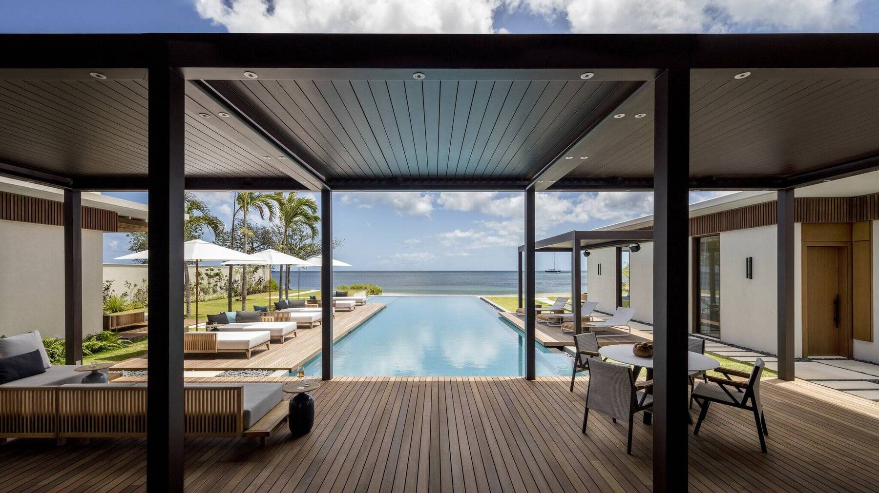 Beachfront Four Bedroom Villa