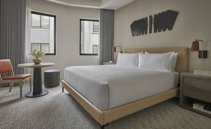 RESORT VIEW ACCESSIBLE KING ROOM