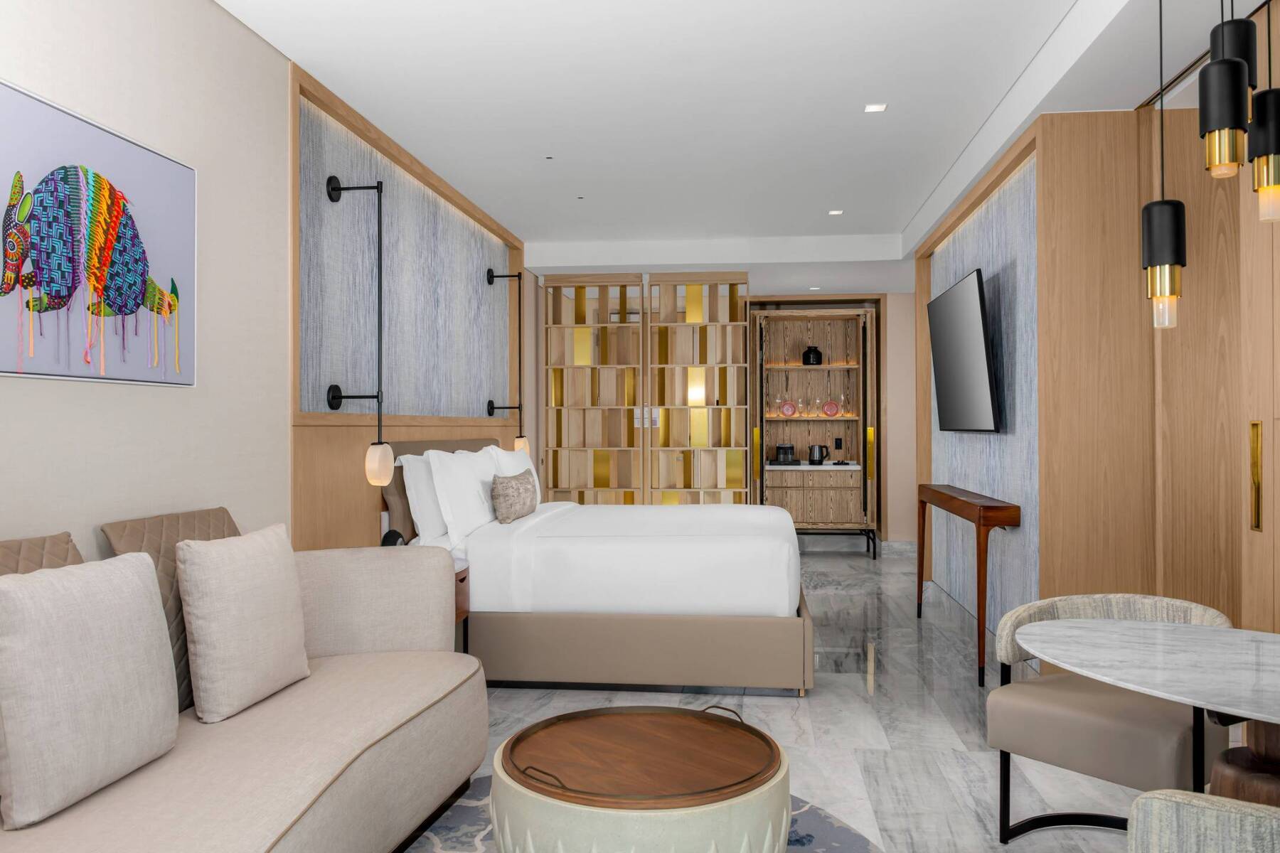 FAMILY CONNECTING ROOM, ONE KING AND TWO QUEENS