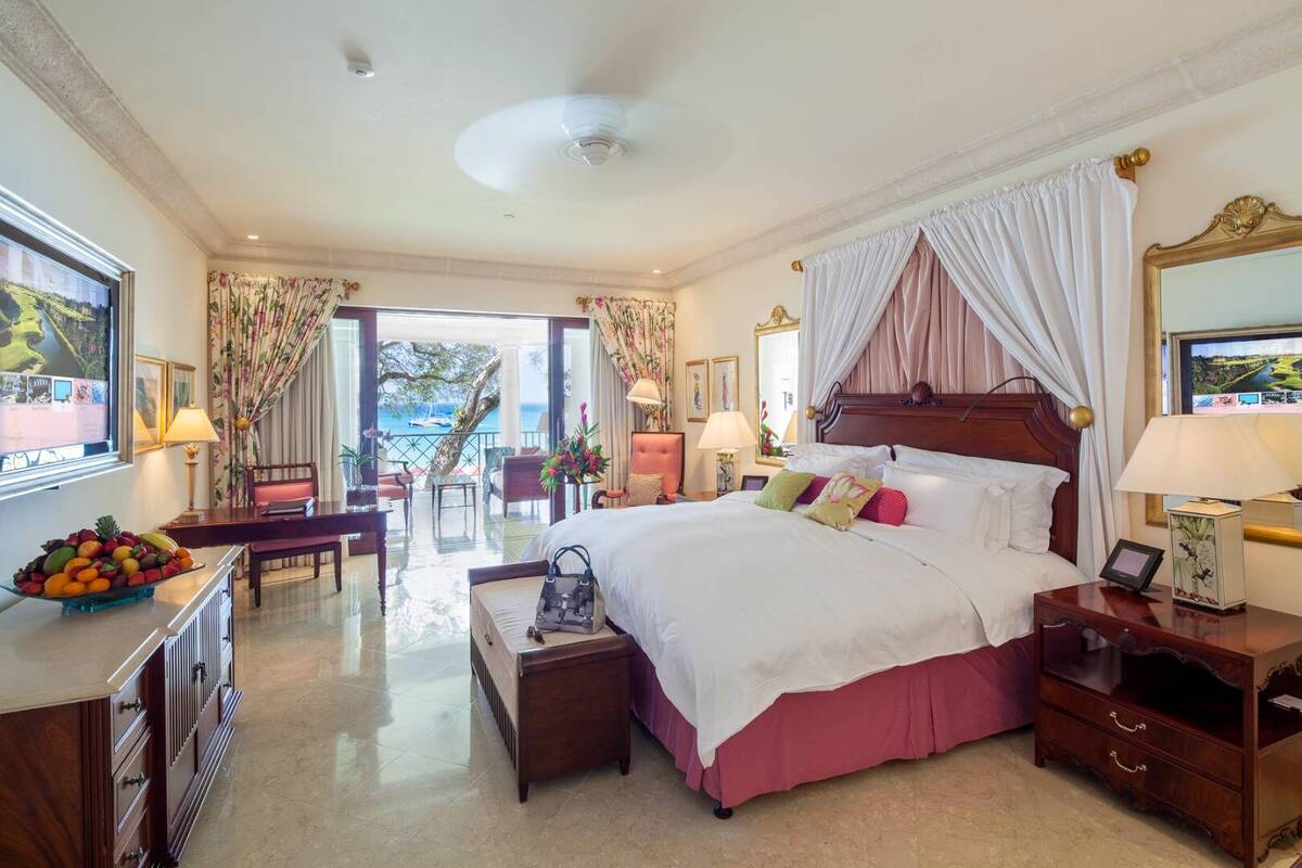 Ocean Room