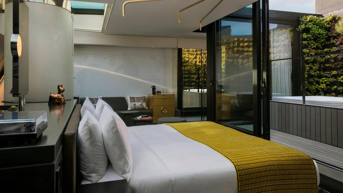 Urban Suite Bank