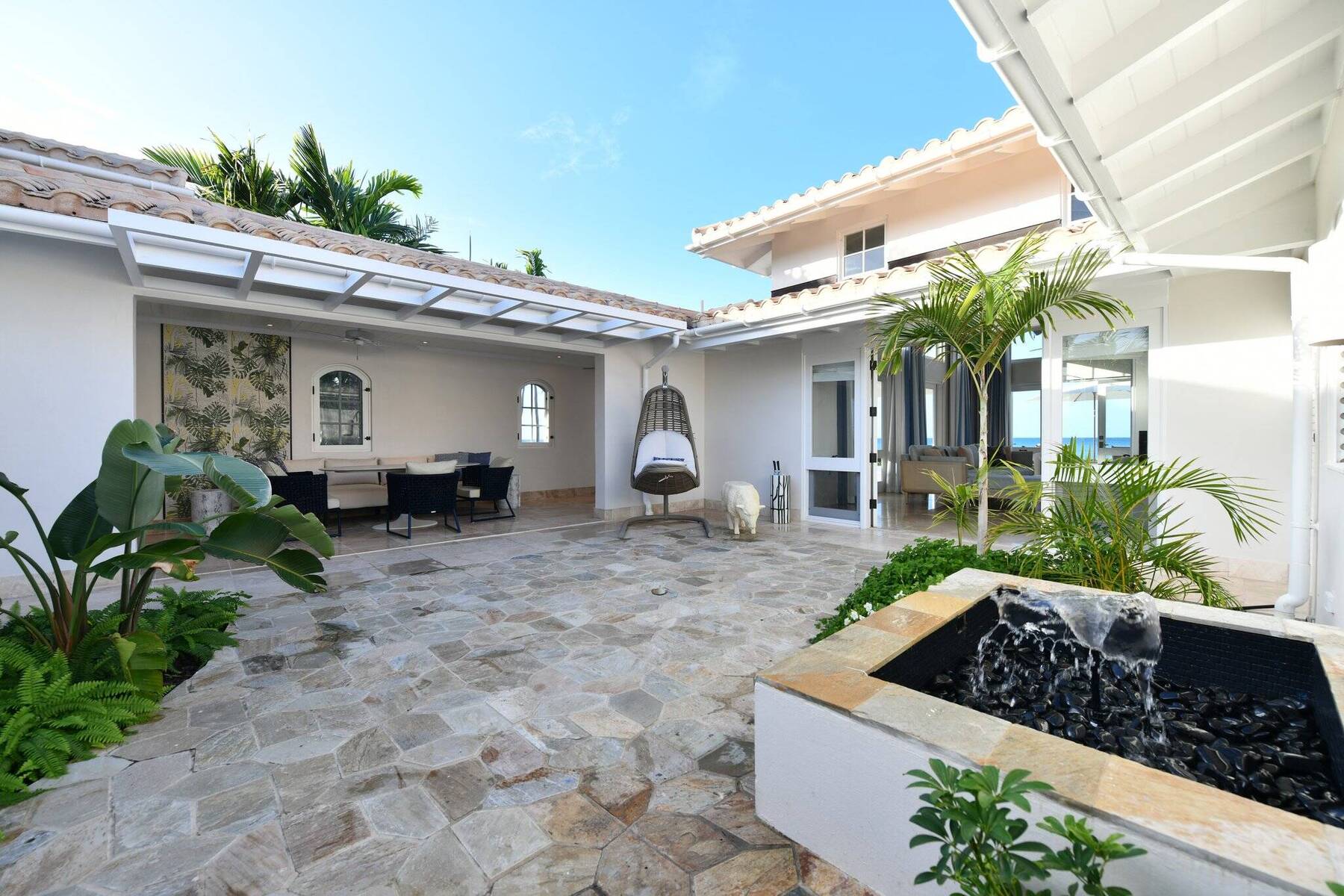 SIGNATURE OCEAN COTTAGE 