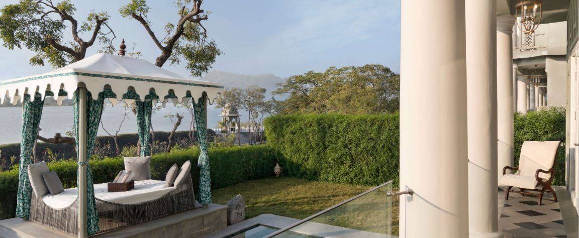 FLAMINGO SIGNATURE ROOM WITH PLUNGE POOL KING