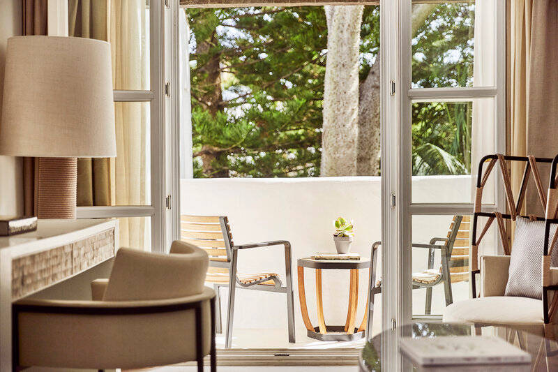 Deluxe Junior Garden View Suite