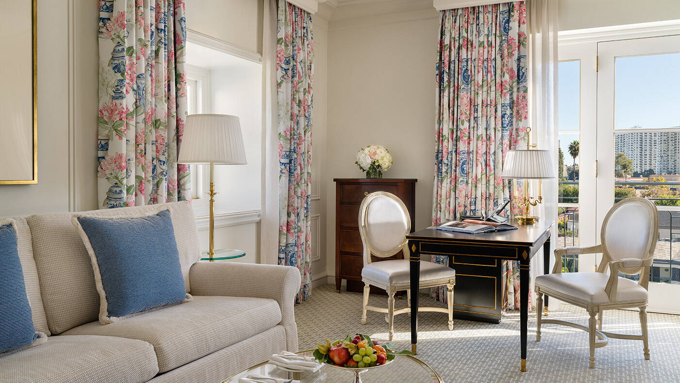 Grand Deluxe King Room