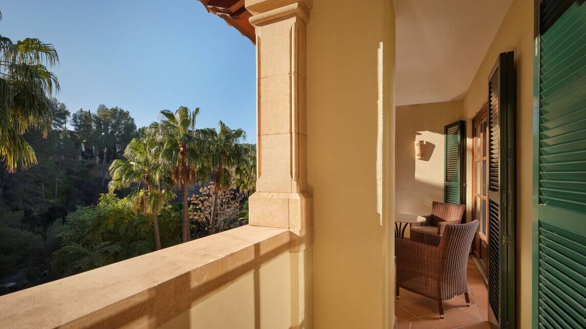 Junior Suite, Sofa Bed, Resort View, Balcony