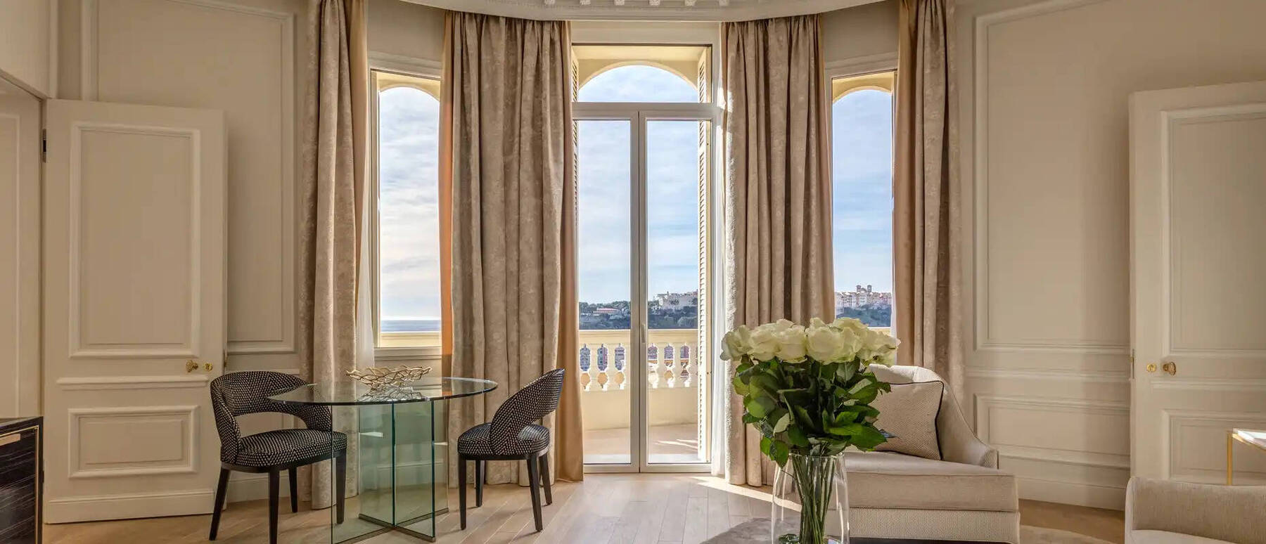 Diamond Suite Riviera - Sea View with Terrace and Jacuzzi