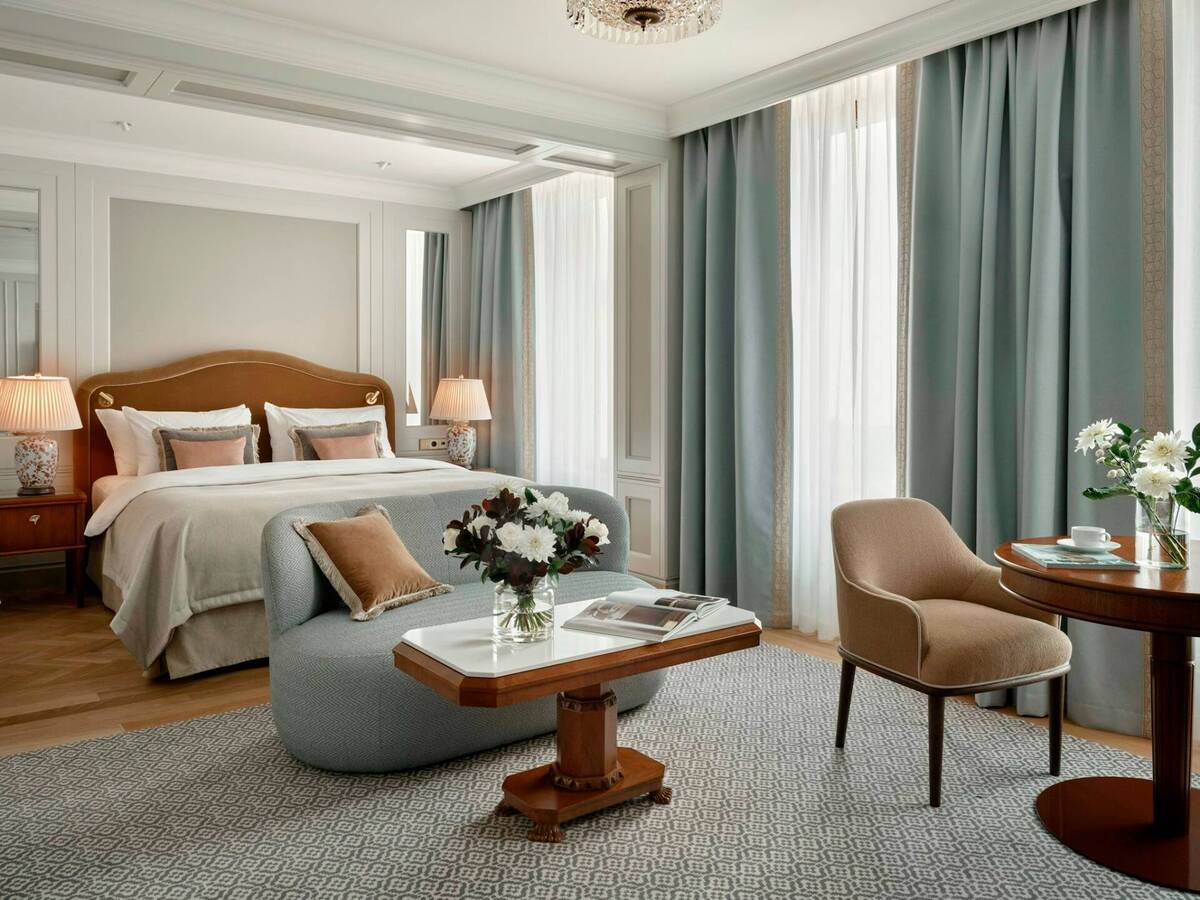 Executive Room